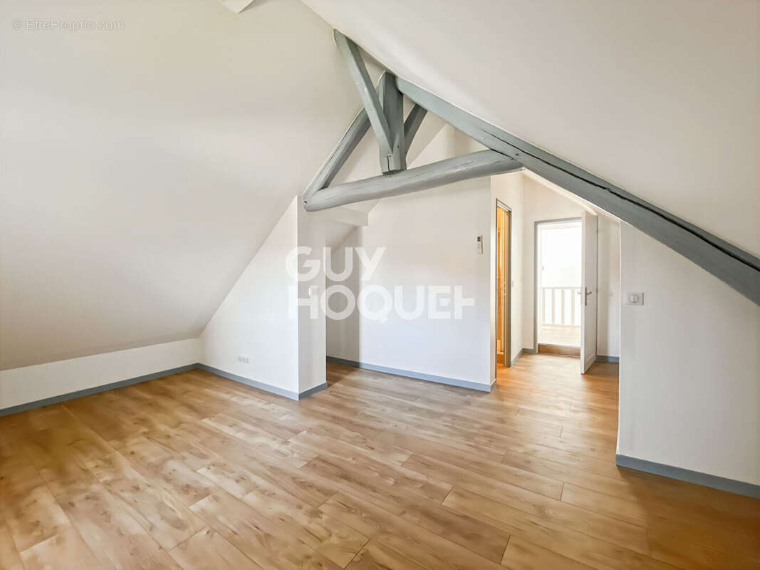 Maison à CHAUMES-EN-BRIE
