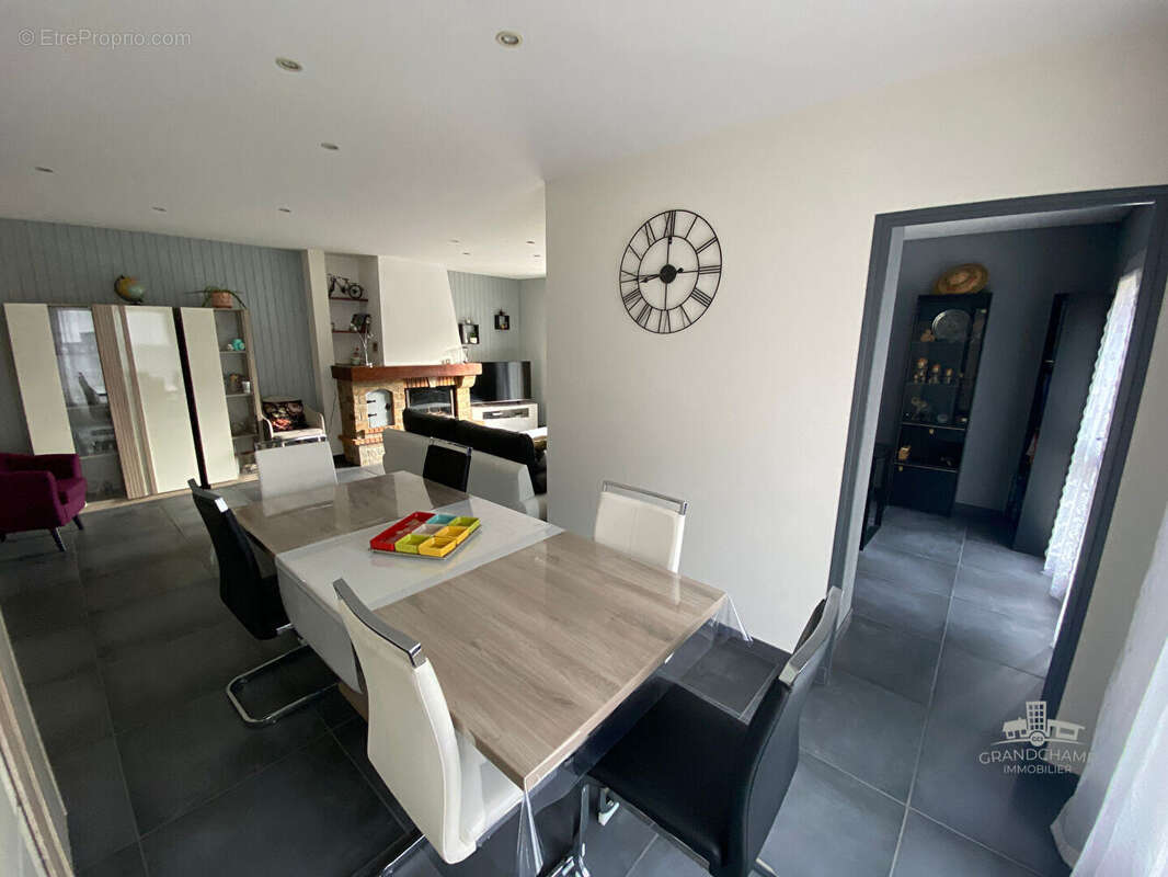 Maison à GRANDCHAMPS-DES-FONTAINES