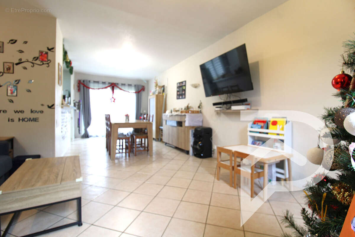 Maison à WACQUEMOULIN