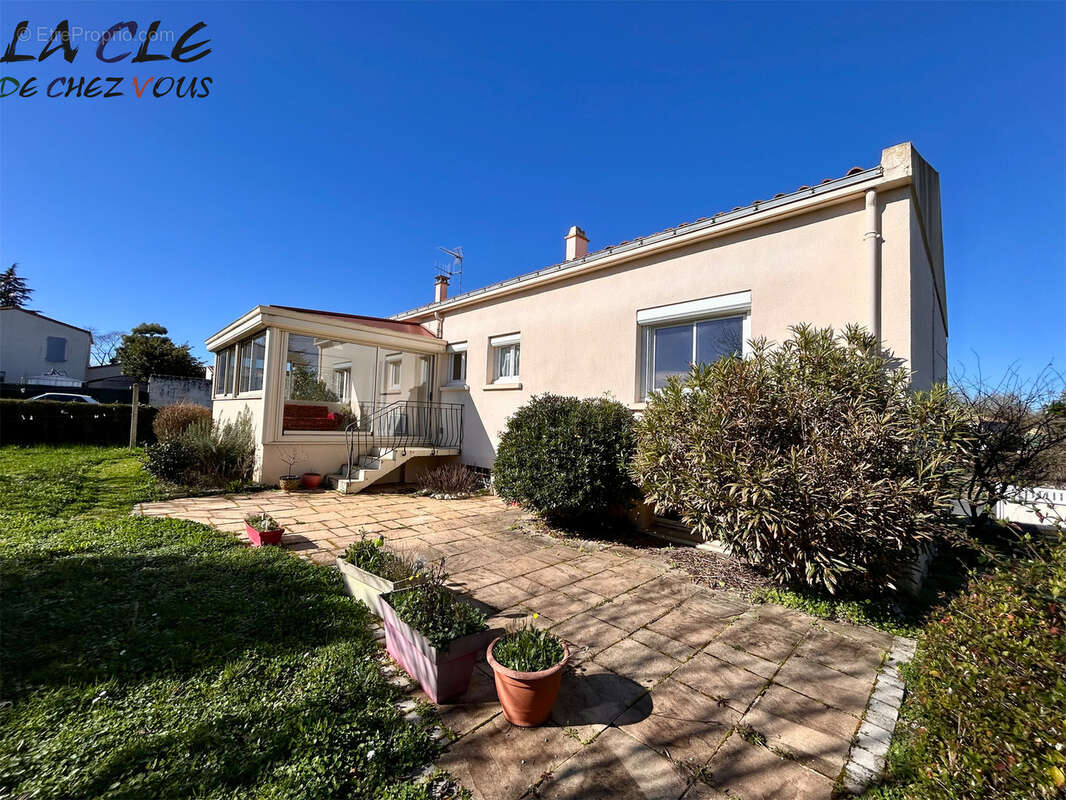 Maison à FONTENAY-LE-COMTE