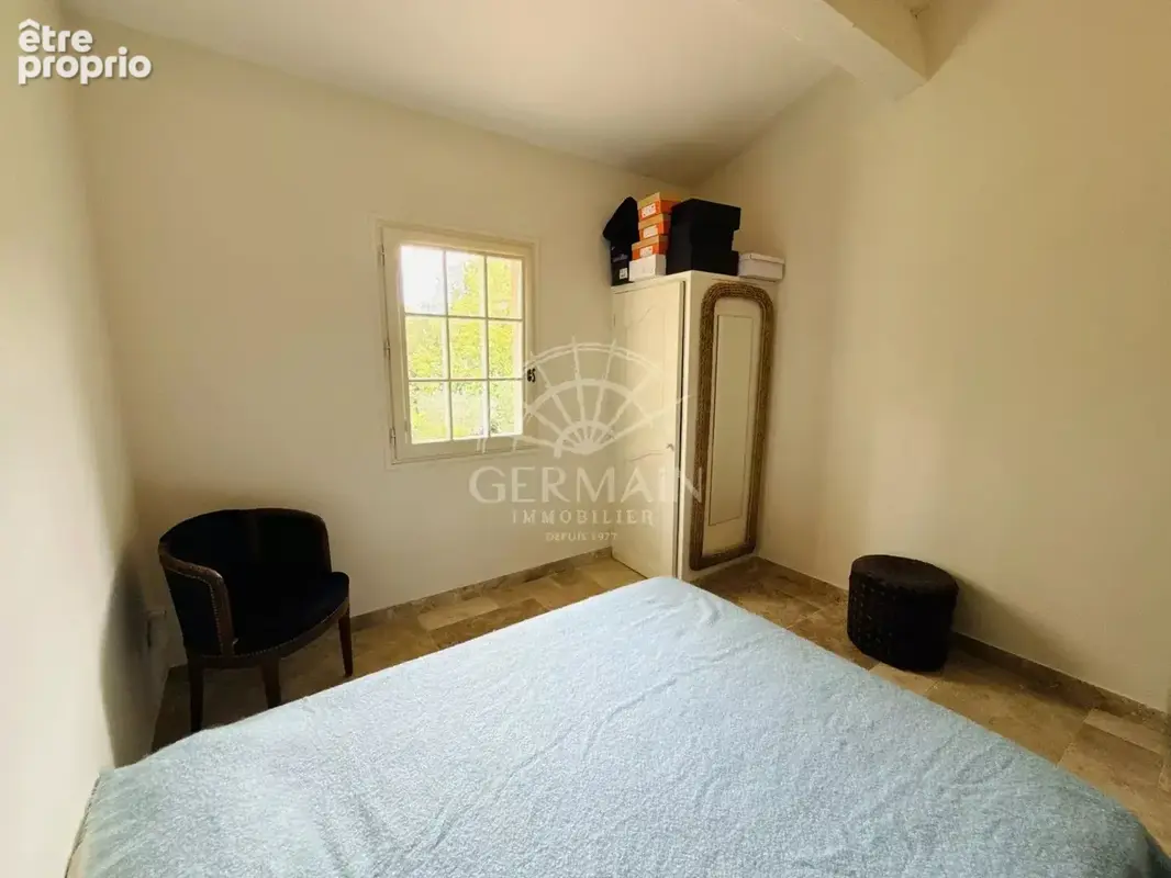 L'Isle-sur-la-Sorgue, à vendre, charmante maison de 105 m² avec piscine et deux garages sur un terrain clos de 1000 m². - photo 9