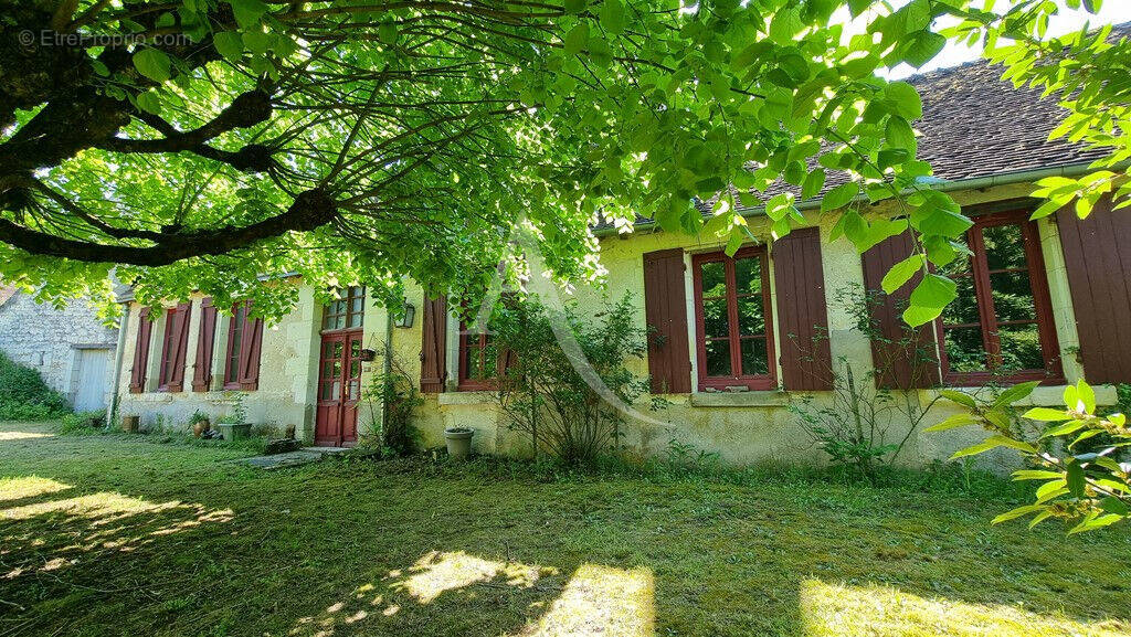 Maison à NOYERS-SUR-CHER