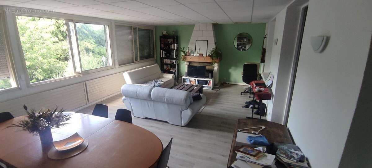 Appartement à LA RICHE