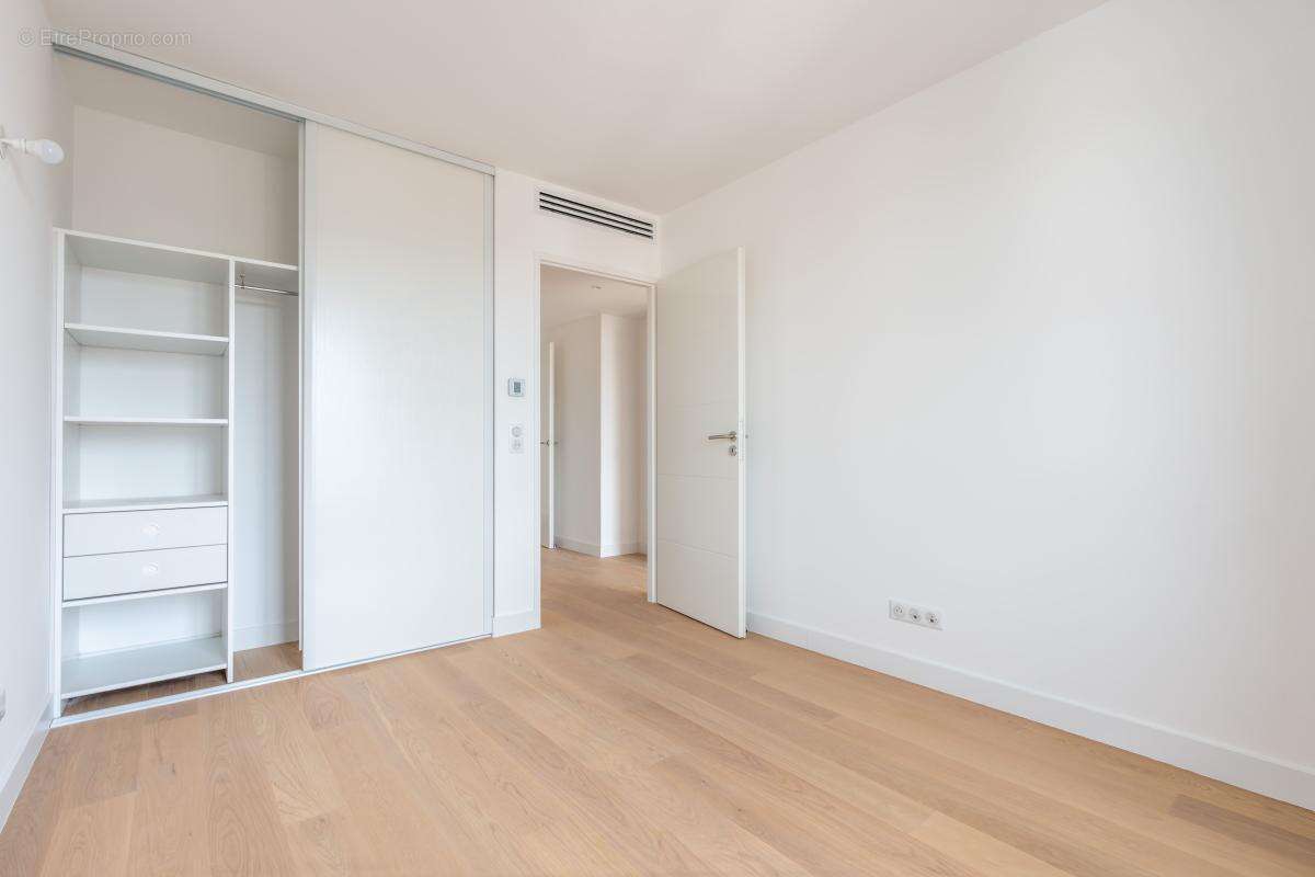 Appartement à SAINT-MAUR-DES-FOSSES
