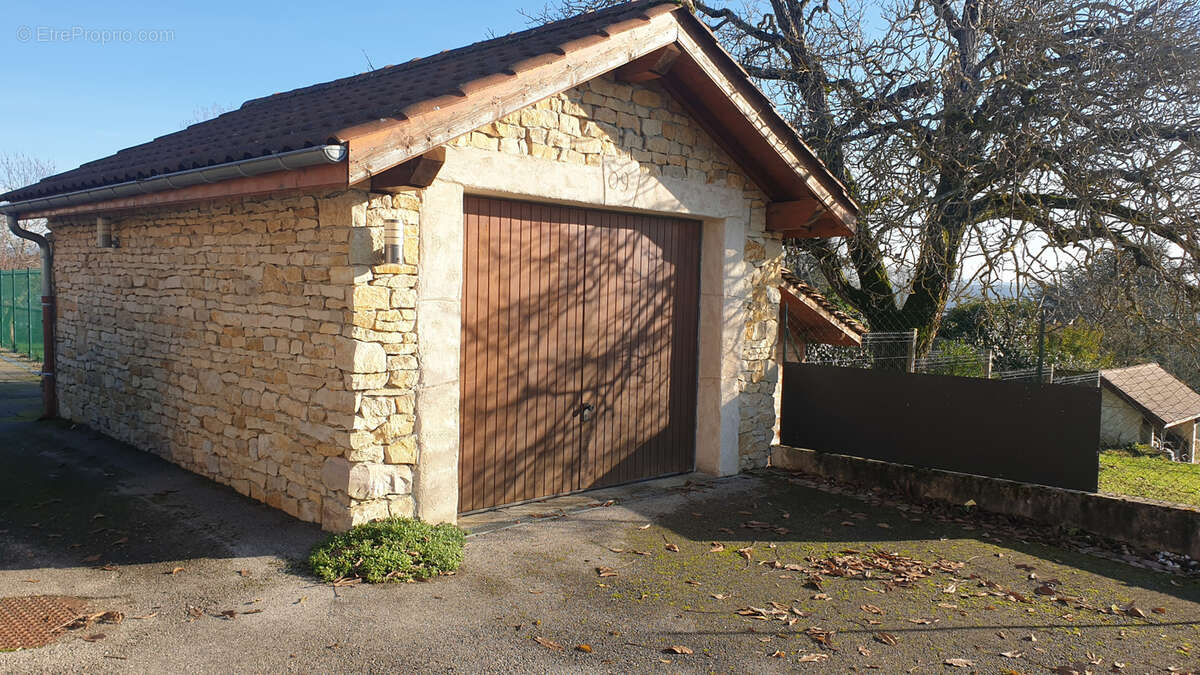 Maison à LYON-8E