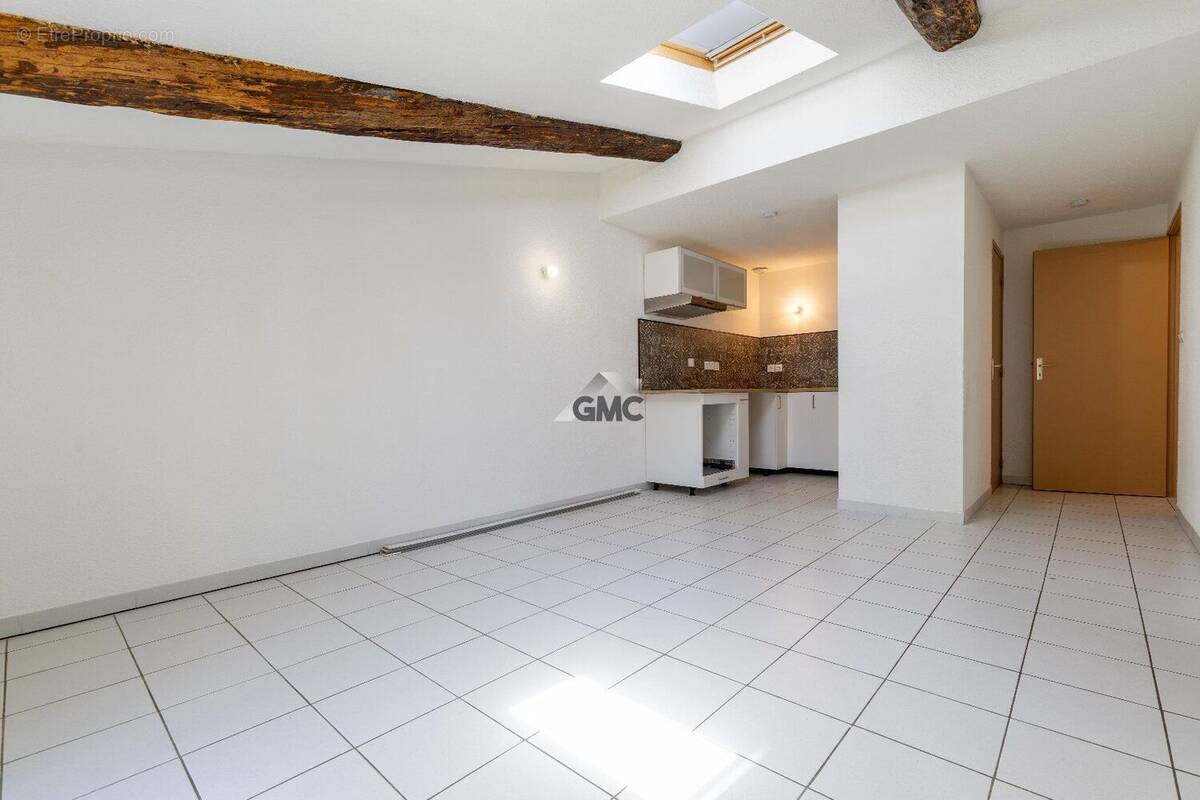 Photo 1 - Appartement à PEZENAS