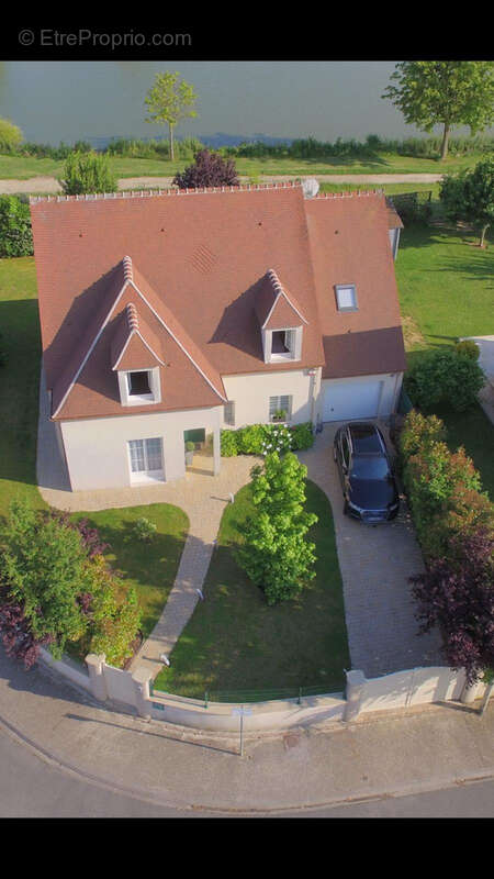 Maison à BREUIL-LE-SEC