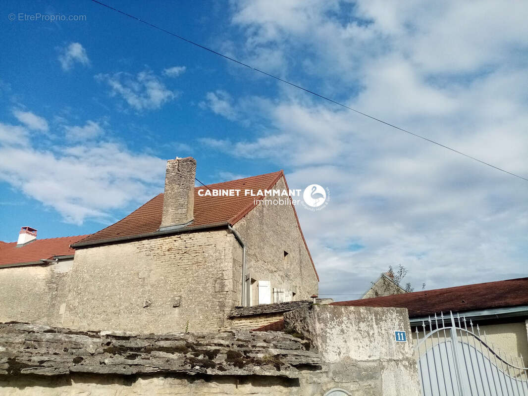 Maison à ASNIERES-EN-MONTAGNE