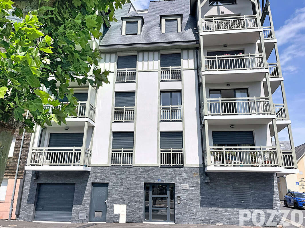 Appartement Trouville 3 pièce(s) 63.45 m2 - photo 2