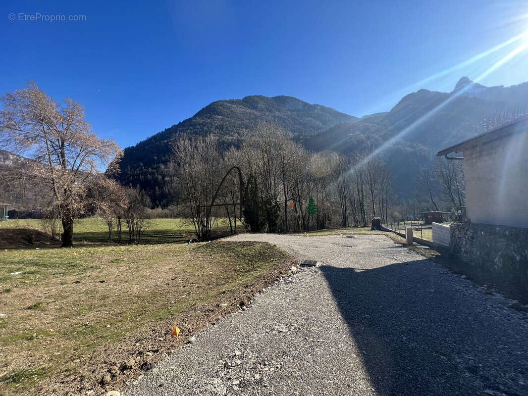 Terrain à LA BALME-DE-THUY