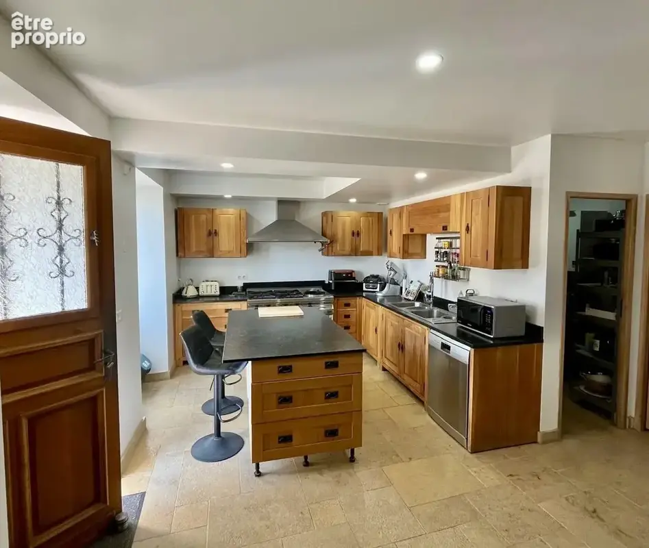 Maison 8 pièces 221 m² à vendre à Nay (64800) - photo 9