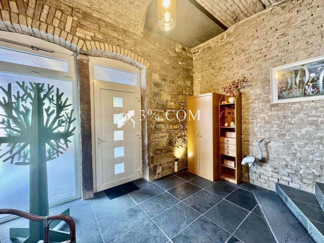3%COM Magnifique Triplex dans un esprit LOFT de  153m2 - photo 5
