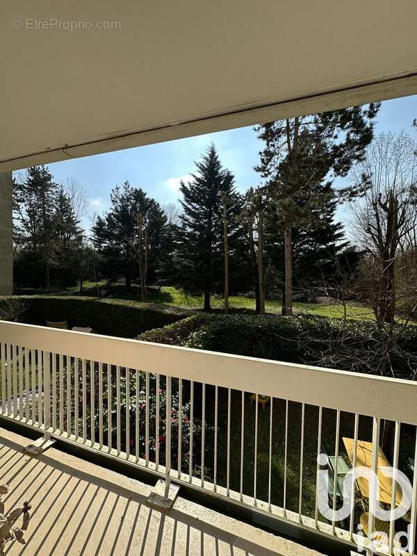 Photo 9 - Appartement à ELANCOURT