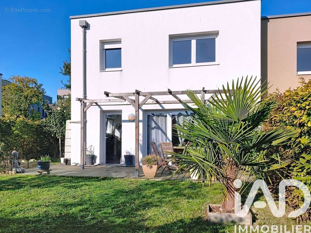 Photo 1 - Maison à VERN-SUR-SEICHE