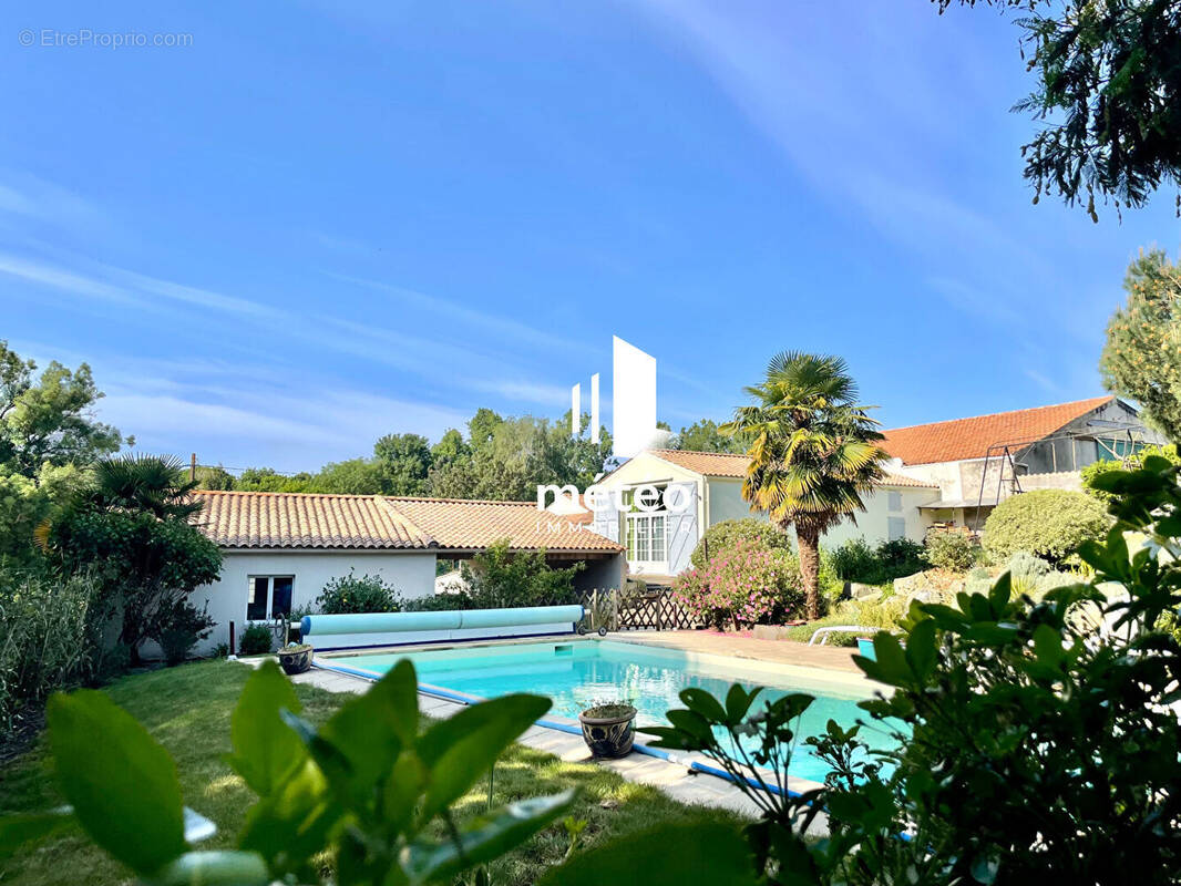 Maison à TALMONT-SAINT-HILAIRE