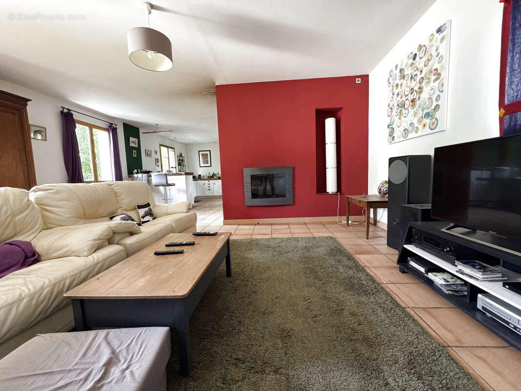 Maison individuelle de 6 pièces de 191 m2 habitable sur 770 m2 de terrain à Mortefontaine - photo 2