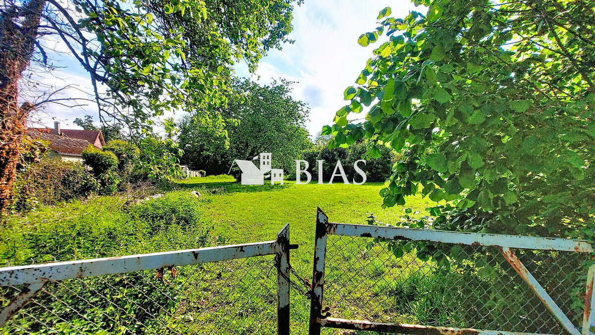 Maison à SAINT-MARDS-DE-BLACARVILLE