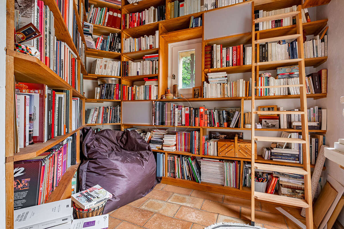 Maison à ROQUEFORT-LES-PINS