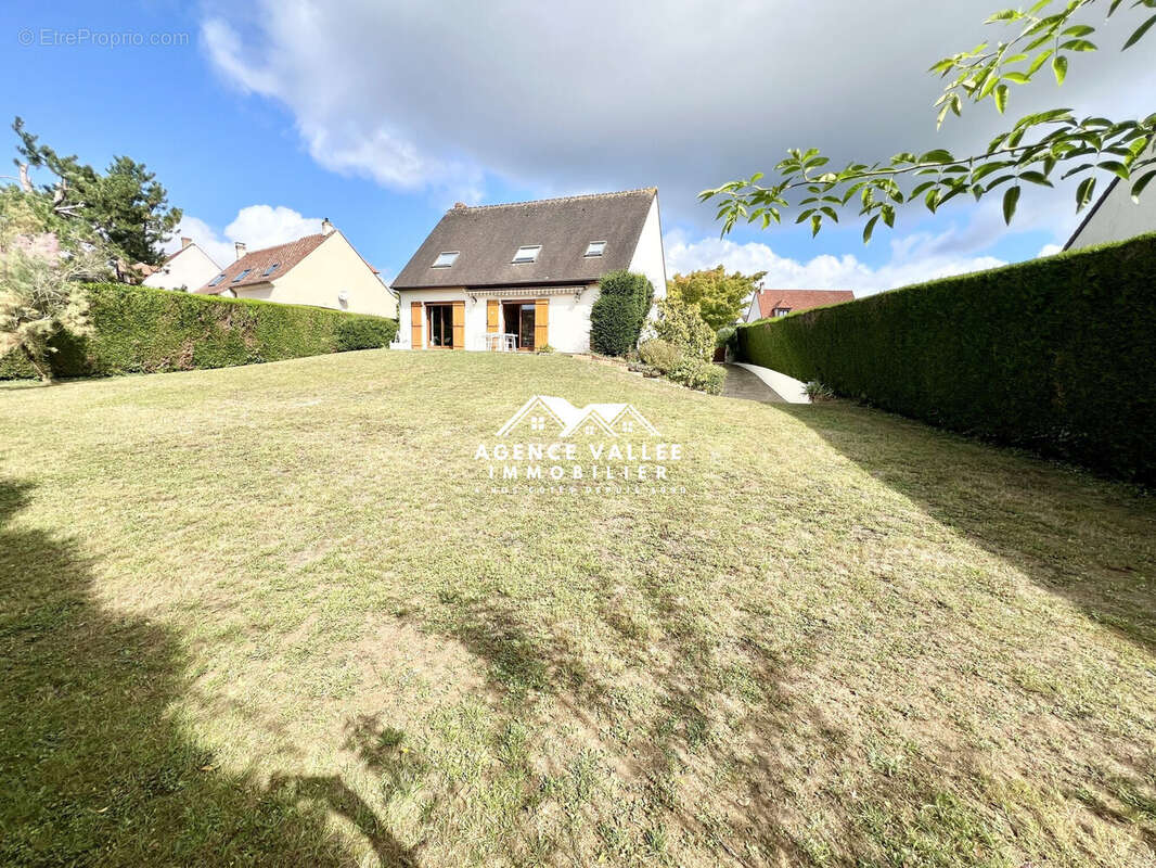 Maison à SAINT-GERMAIN-LES-CORBEIL