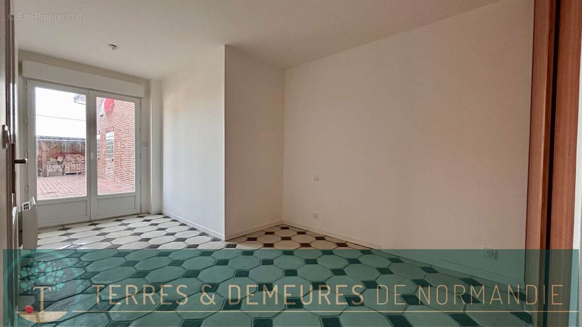 Duplex de 60m², avec deux chambres et place de stationnement, Saint Pierre en Val, 76. - photo 2