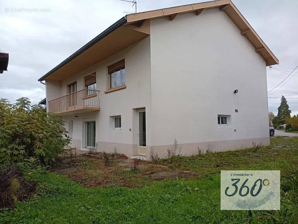 Photo 1 - Maison à SAINT-DENIS-LES-BOURG