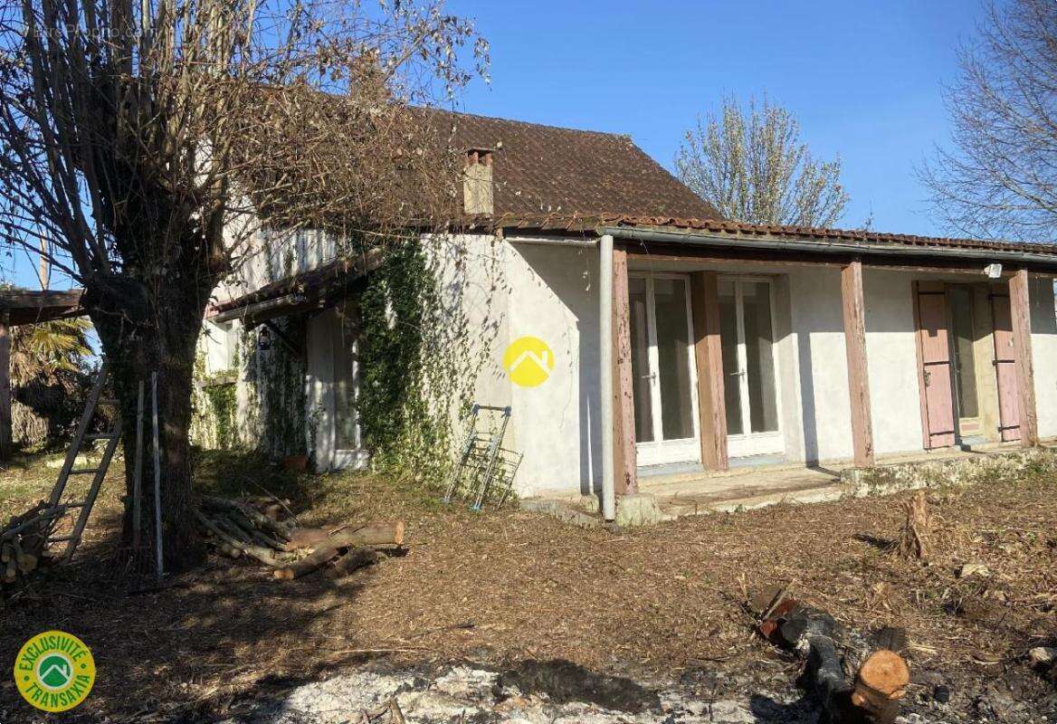 Maison à GRUN-BORDAS