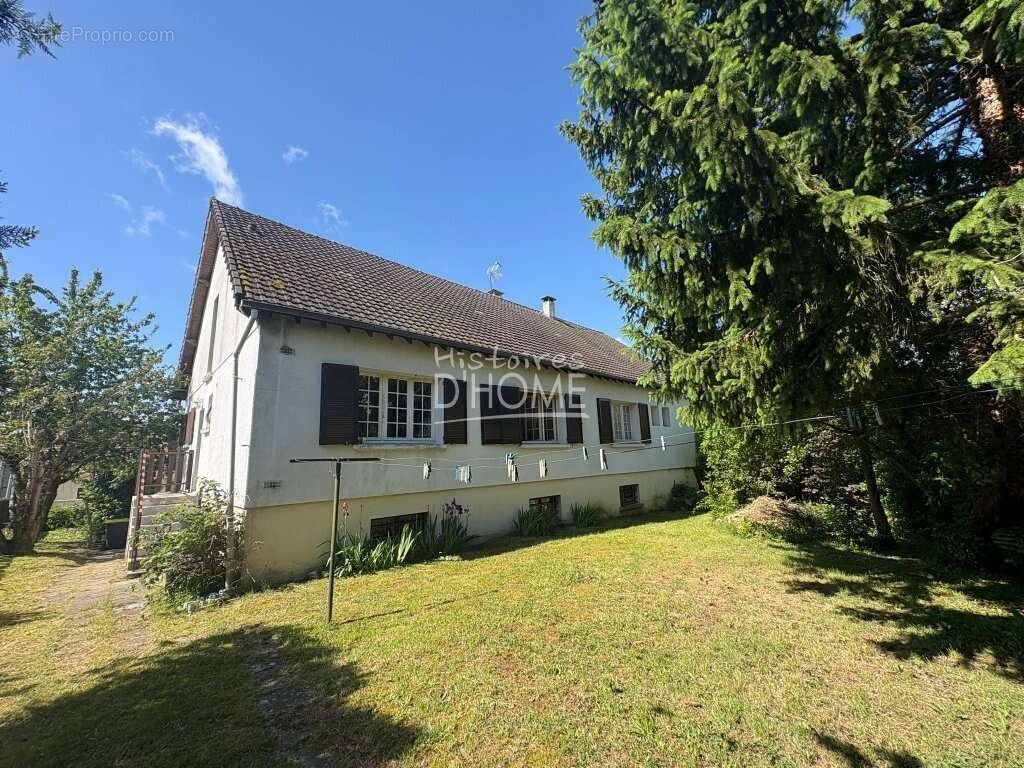 Maison à LA FERTE-GAUCHER
