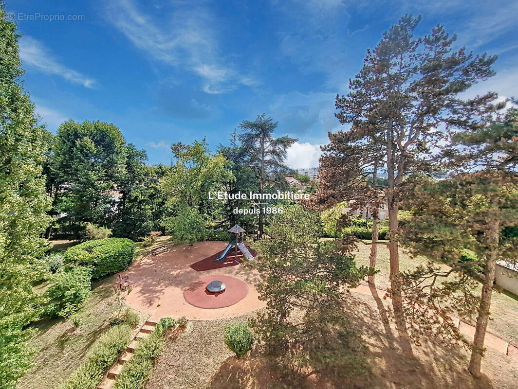 Appartement à CALUIRE-ET-CUIRE