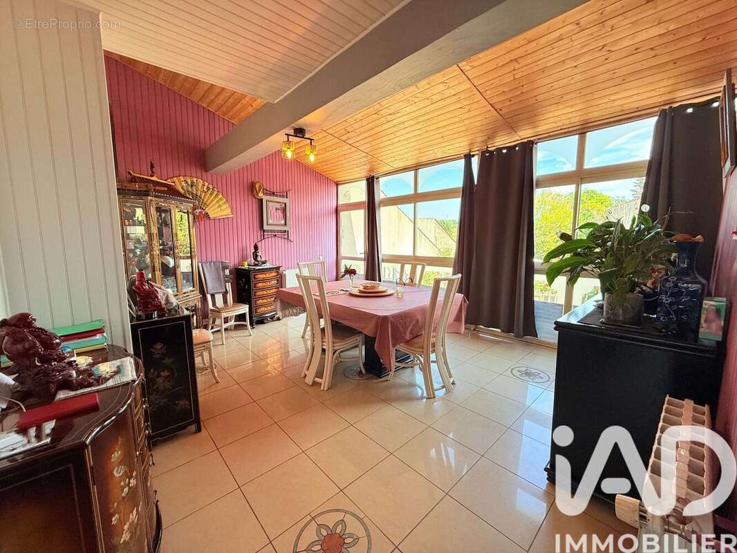 Photo 8 - Maison à AVAILLES-LIMOUZINE