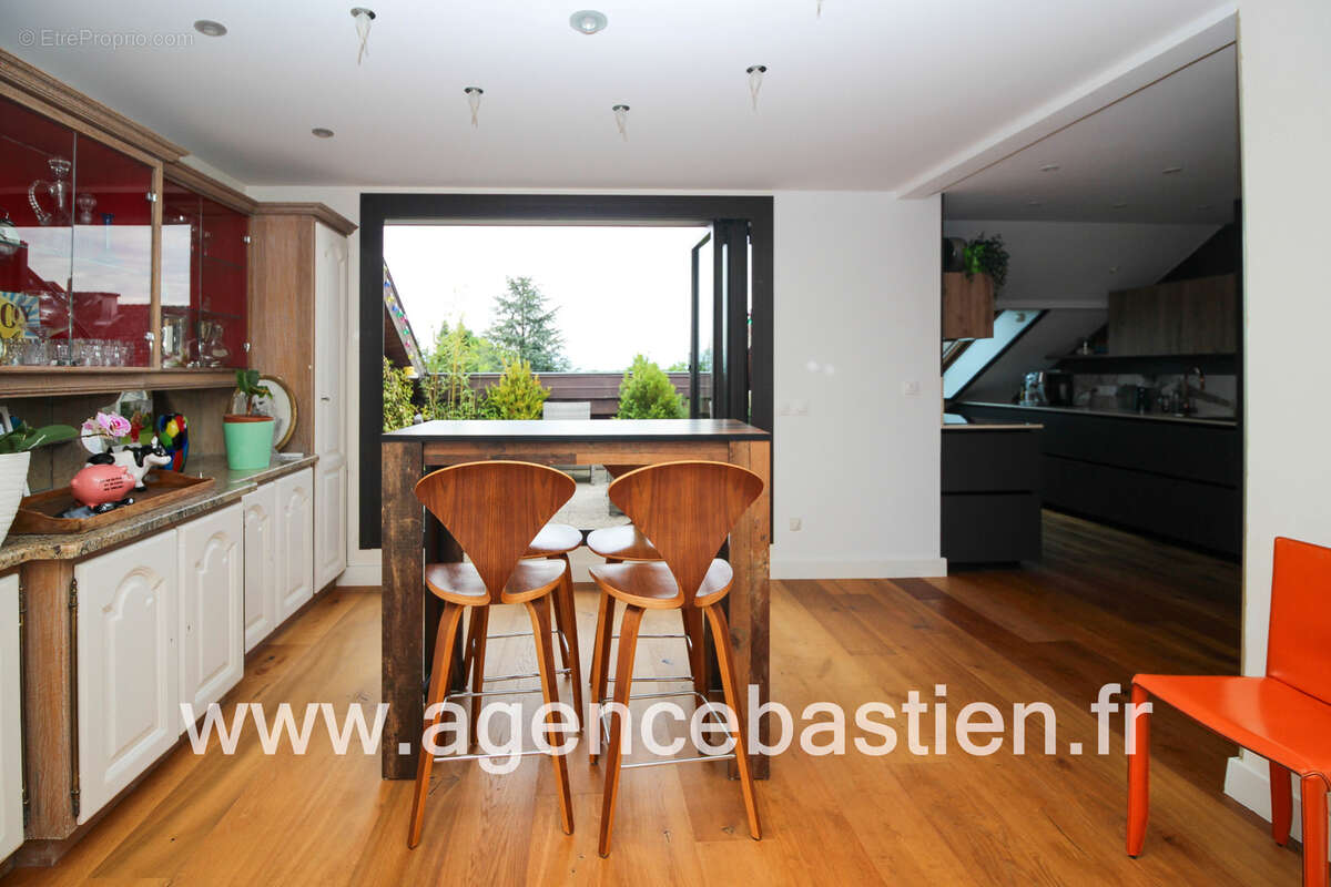 Appartement à DIVONNE-LES-BAINS