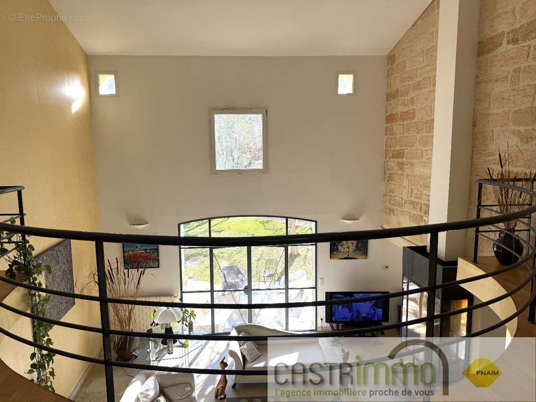 Maison à CASTRIES