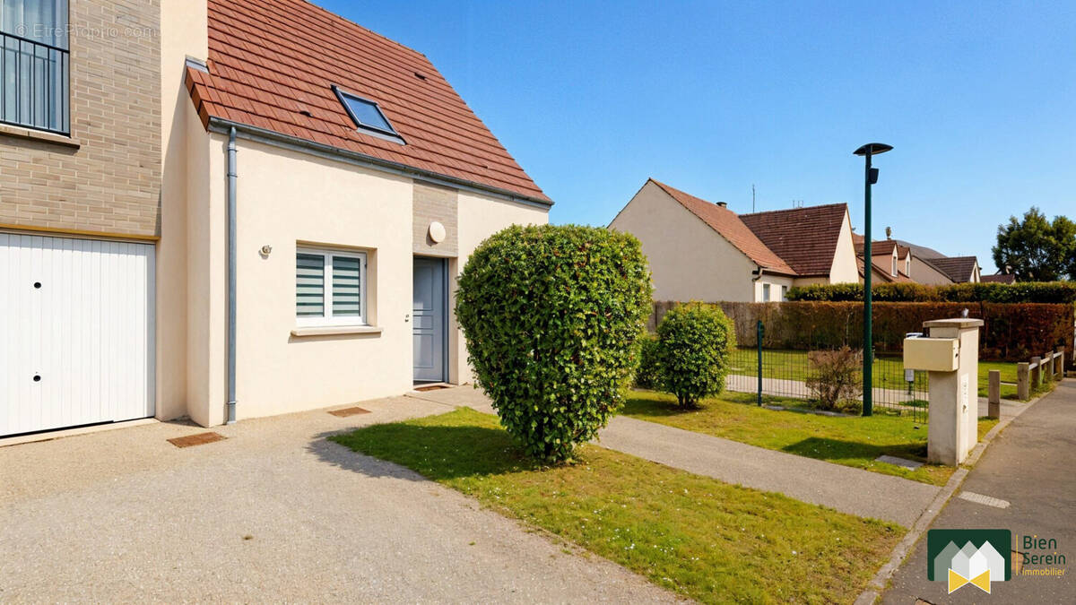 Avant - Maison à MORANCEZ