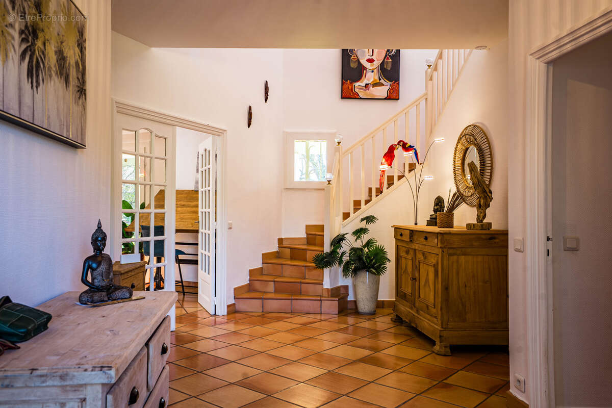 Maison à MONTESQUIEU-DES-ALBERES