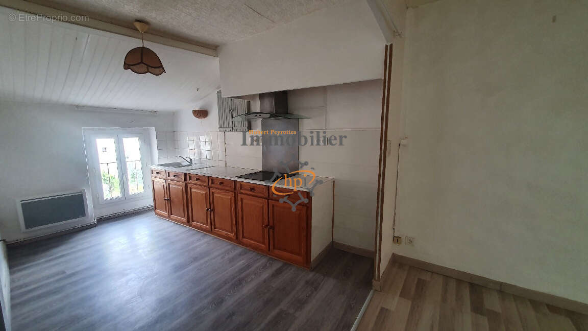 Appartement à SAINT-AFFRIQUE