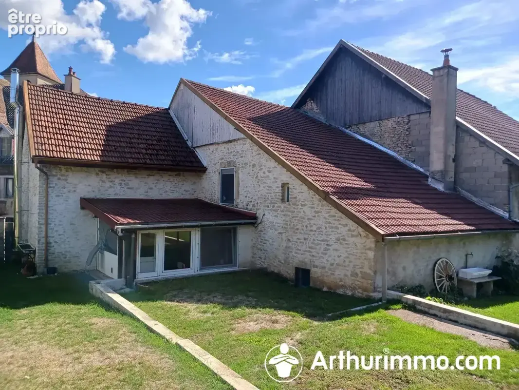 Grande maison indépendante de 163 m² à Montécheroux - photo 11