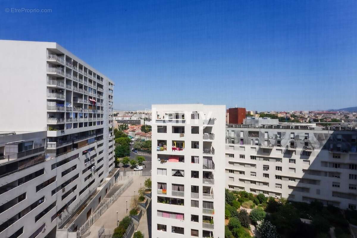 Appartement à MARSEILLE