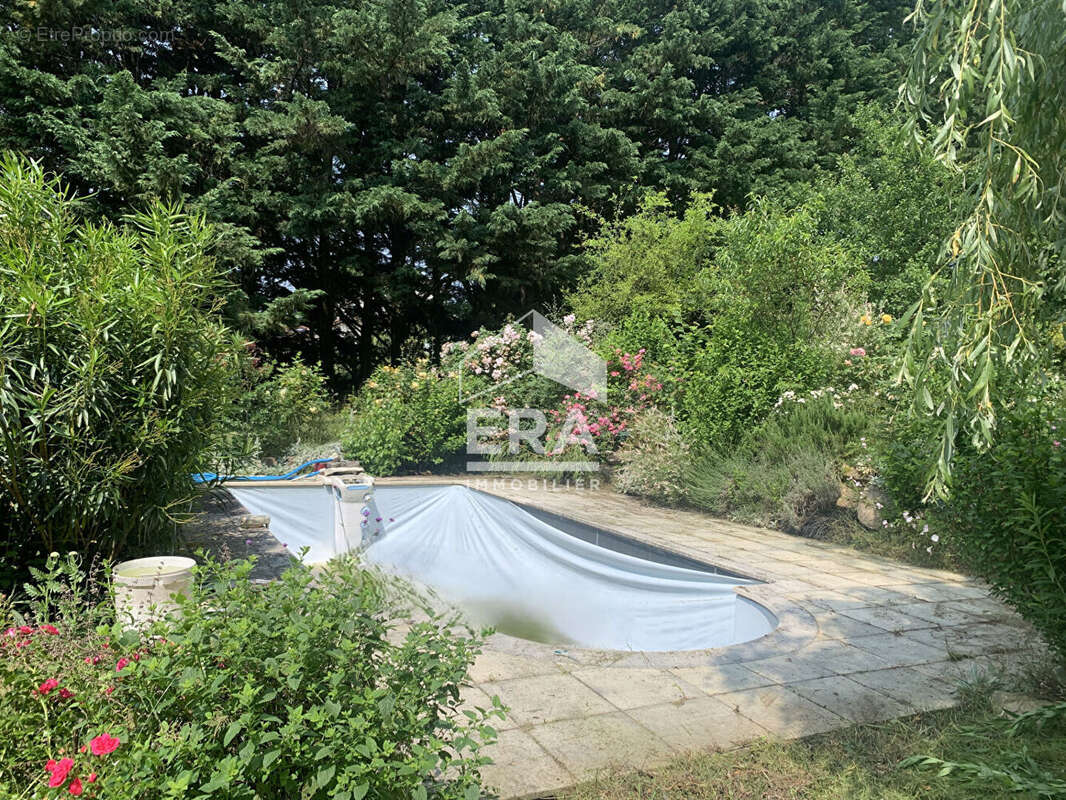 Maison à SAINT-CLAIR-DE-LA-TOUR