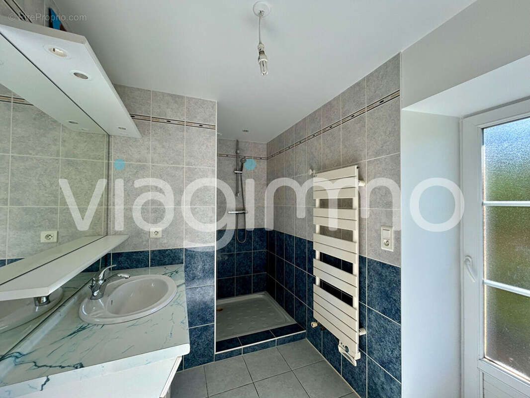 Maison à SAINT-VALERIEN