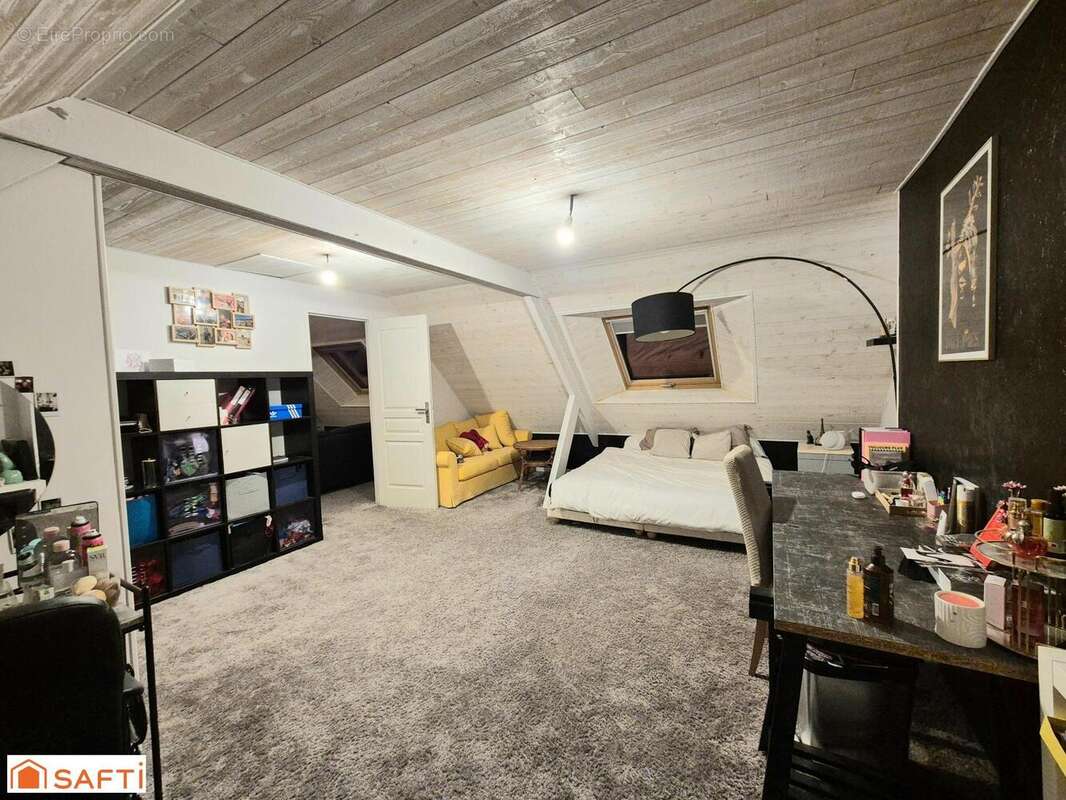 Photo 8 - Maison à LANDIVISIAU