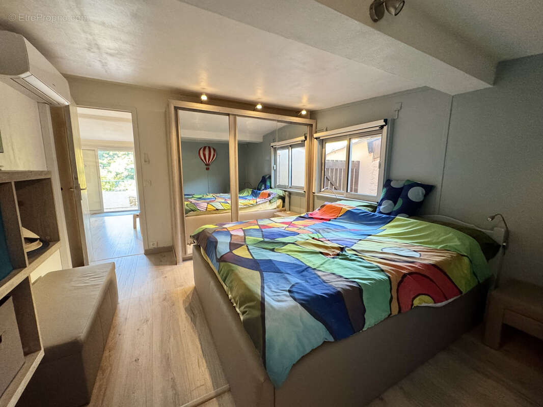 Maison à BORMES-LES-MIMOSAS