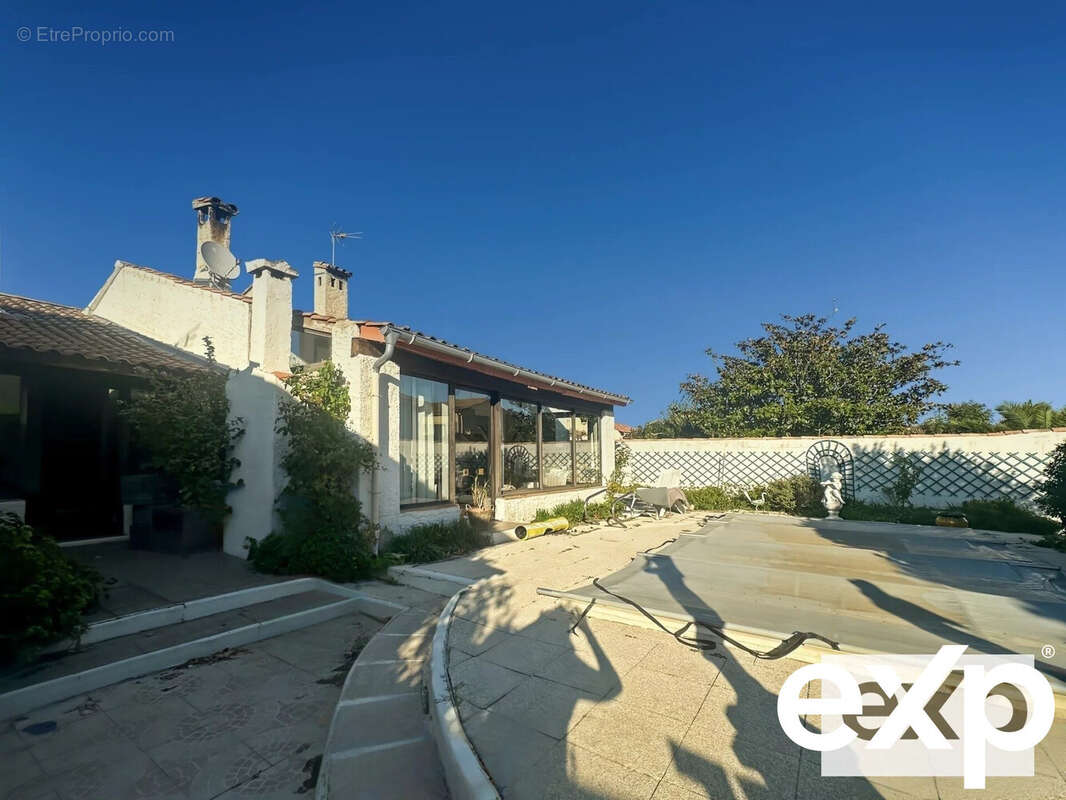 Maison à PELISSANNE