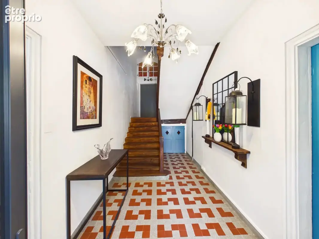 Maison de maître du XVIIIe siècle au cœur du village - photo 3