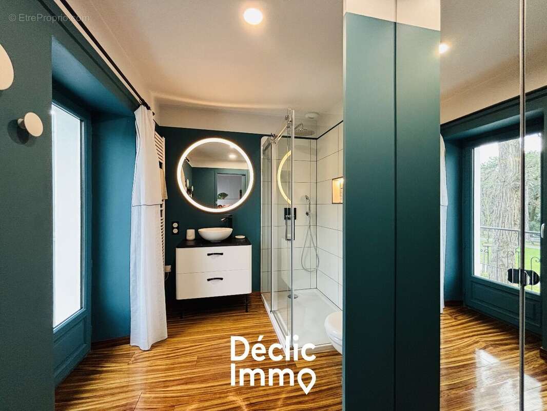 Quand l'exception devient adresse : maison au Mail avec jardin et studio indépendant - photo 12