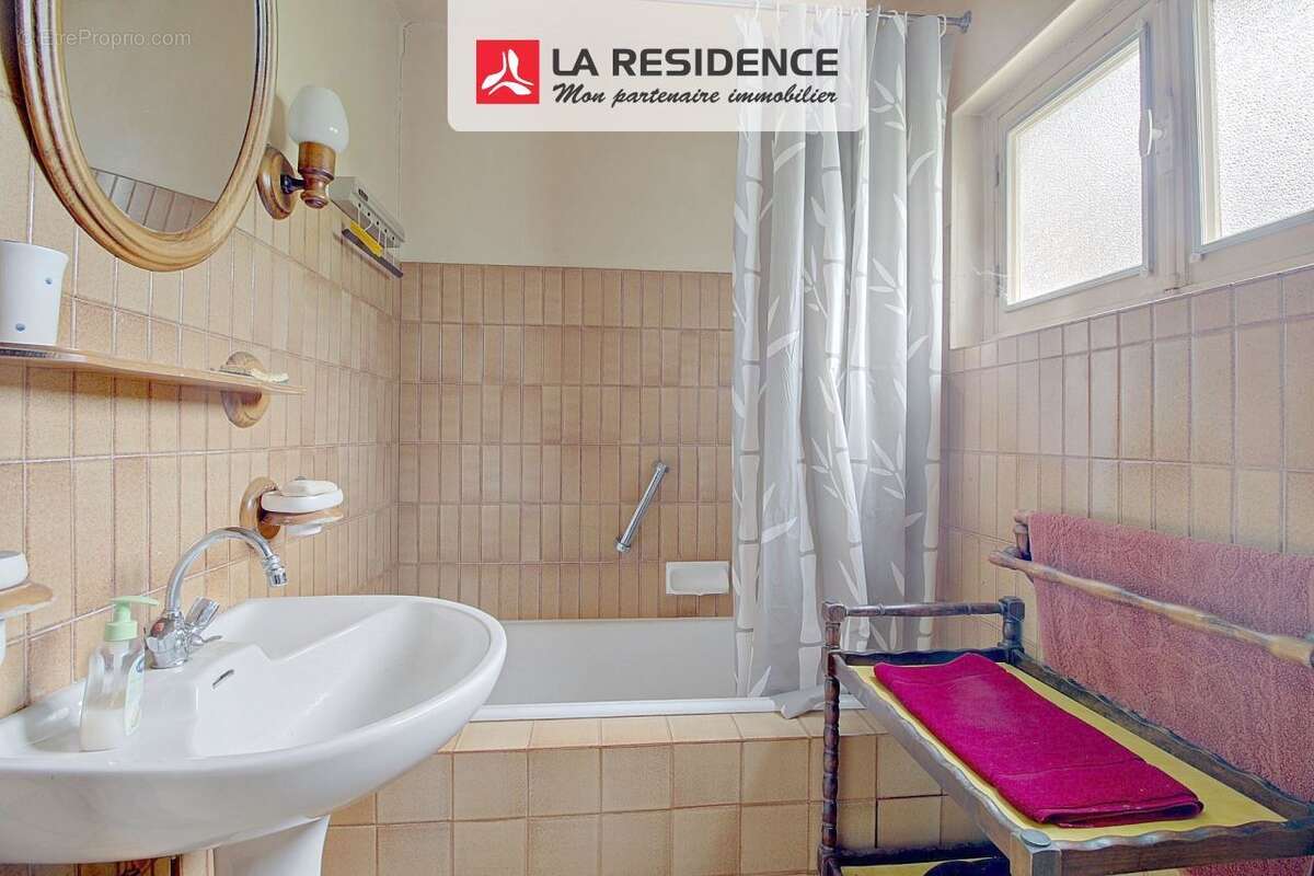 Maison à BONNIERES-SUR-SEINE