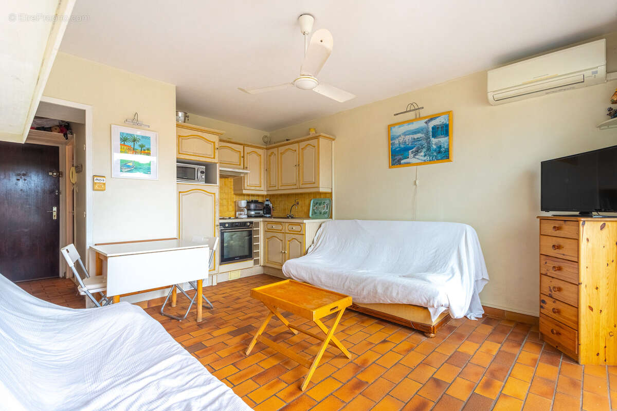 Appartement à SIX-FOURS-LES-PLAGES