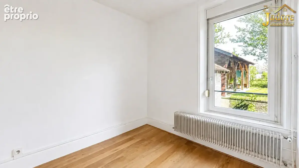 Appartement rez de chaussee + petite terrasse - photo 10