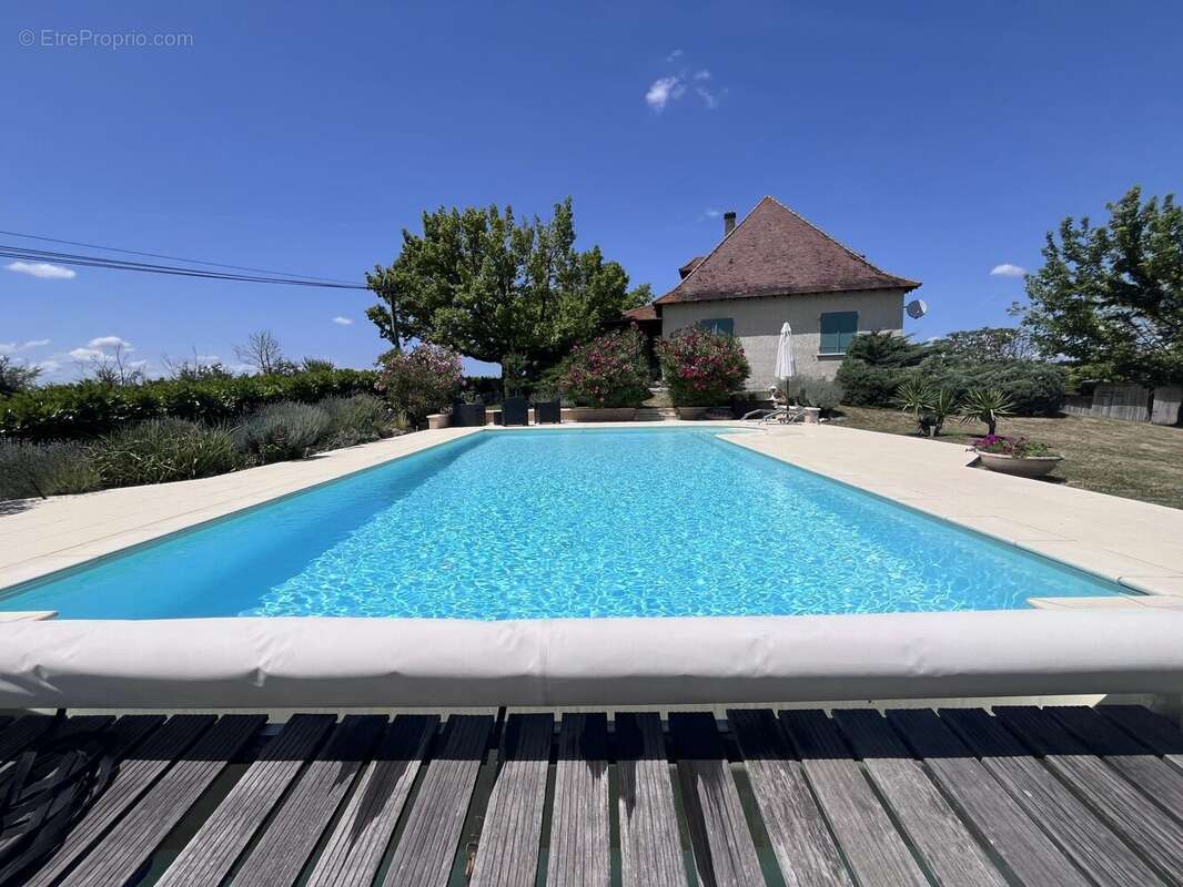 Maison 153 m² à Eymet  - photo 2