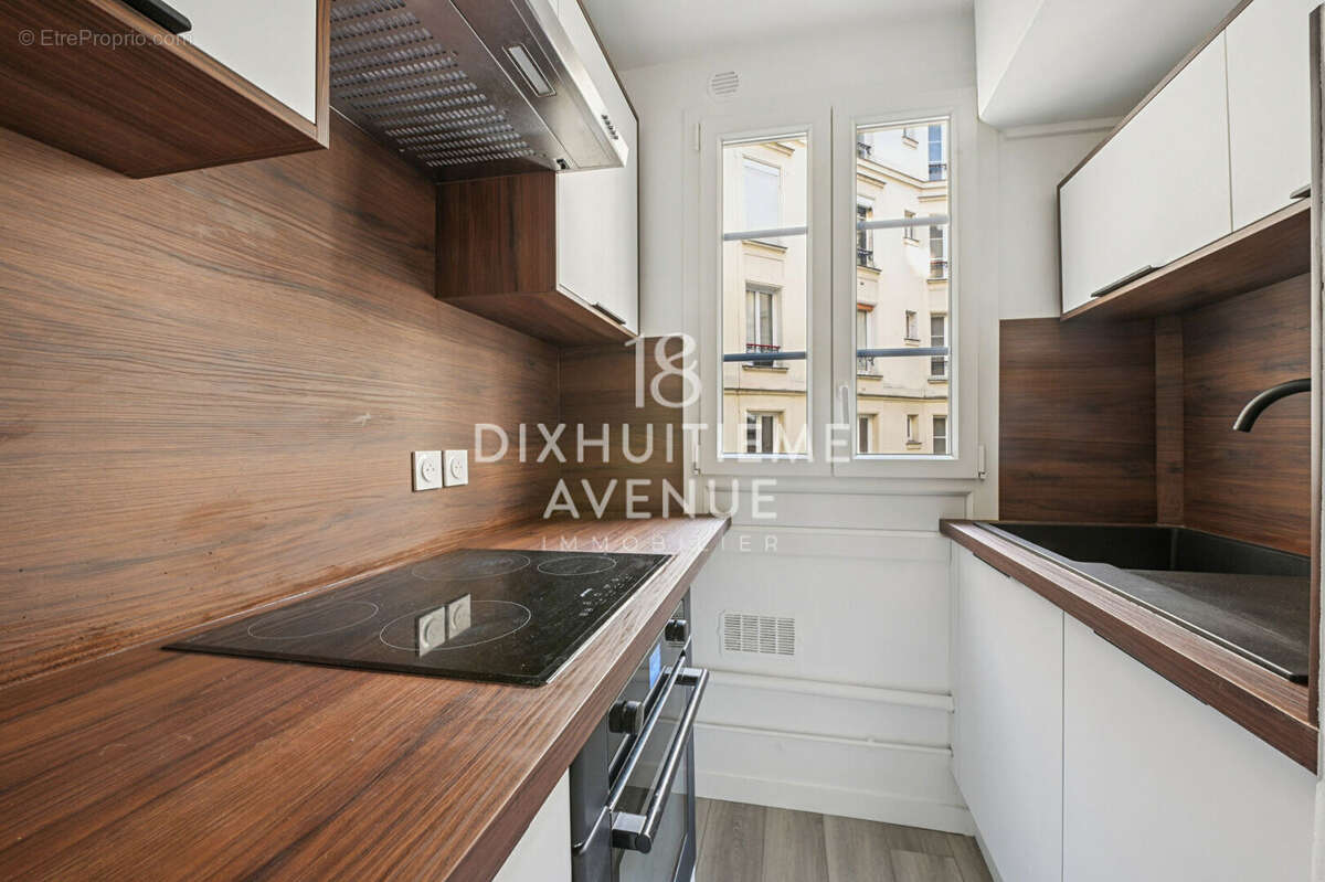 Appartement à PARIS-18E