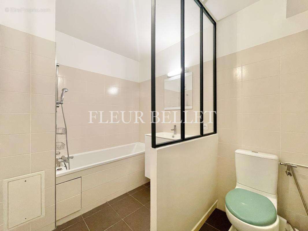 Appartement à ISSY-LES-MOULINEAUX