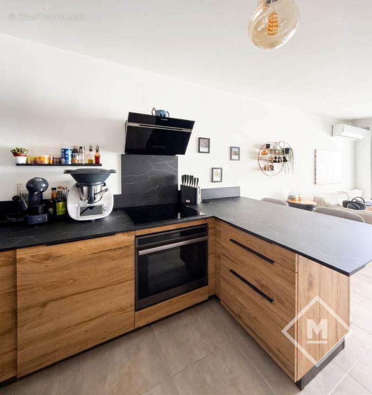 Appartement à MARSEILLE-12E